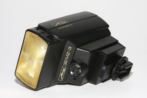 Flash metz 32mz - 32mz-3, attacco